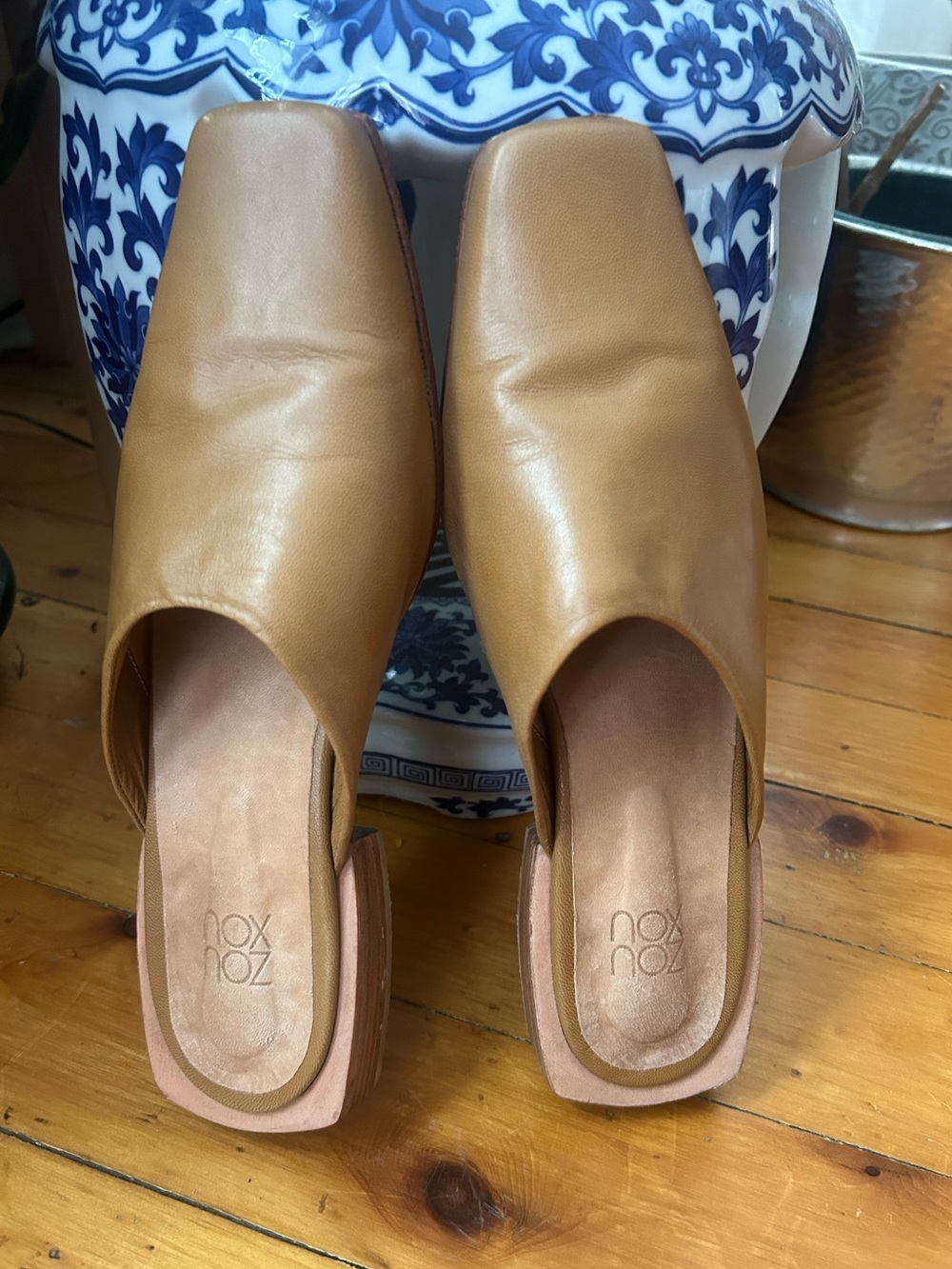 Zou Xou Burgundy Mules 9 tan camel leather square toe